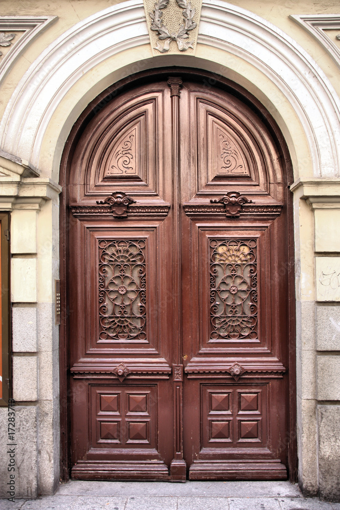 Ornamental door in Madrid