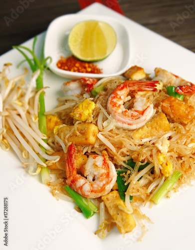 Thai food ,Fried noodle with shrimp