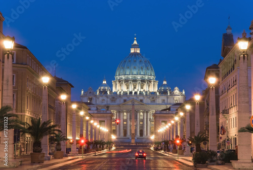 San Pietro, da Via della Conciliazione, Roma © fabiomax