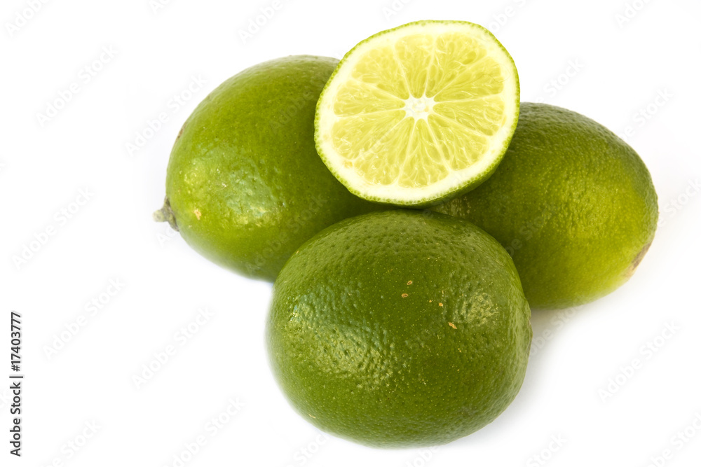 Limetten auf weißem Hintergrund Limetten auf weißem Hintergrund
