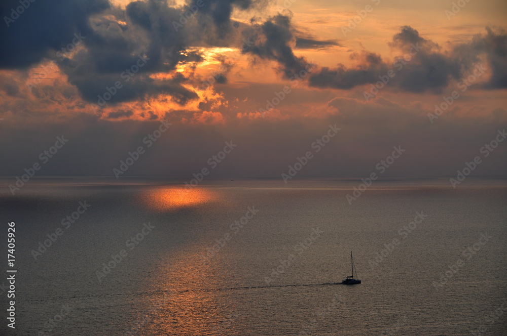 ISOLA D'ELBA: MARE AL TRAMONTO CON CATAMARANO ISOLA D'ELBA: MARE AL TRAMONTO CON CATAMARANO