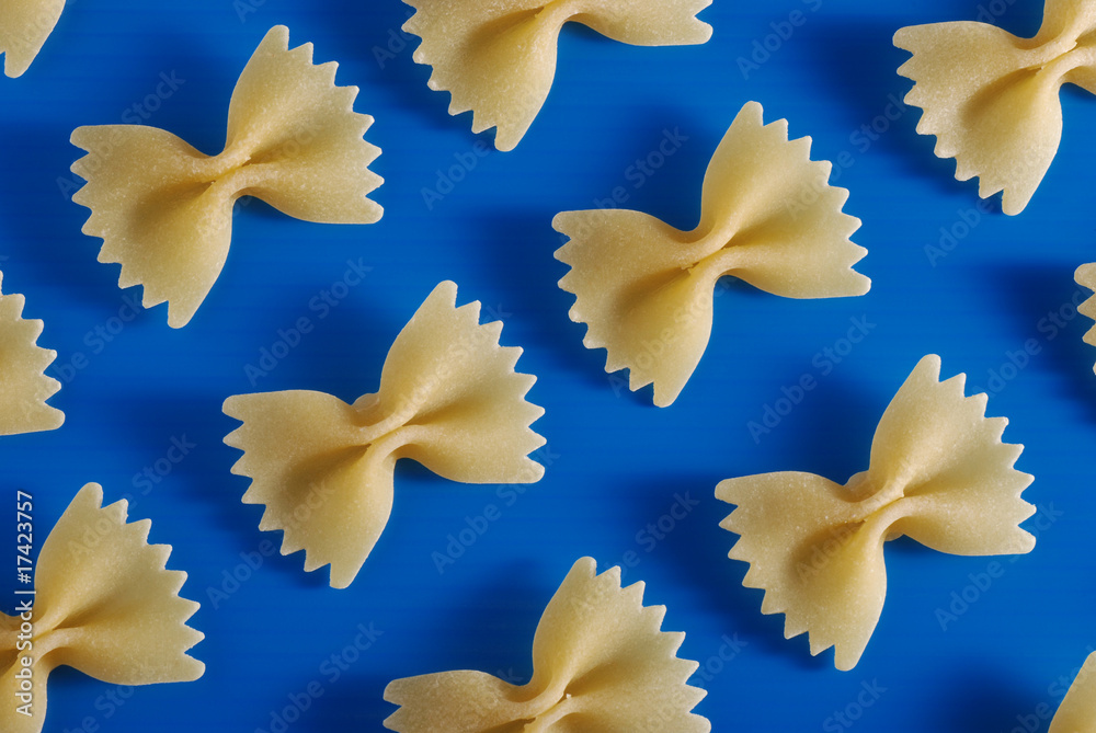 farfalle in azzurro tre