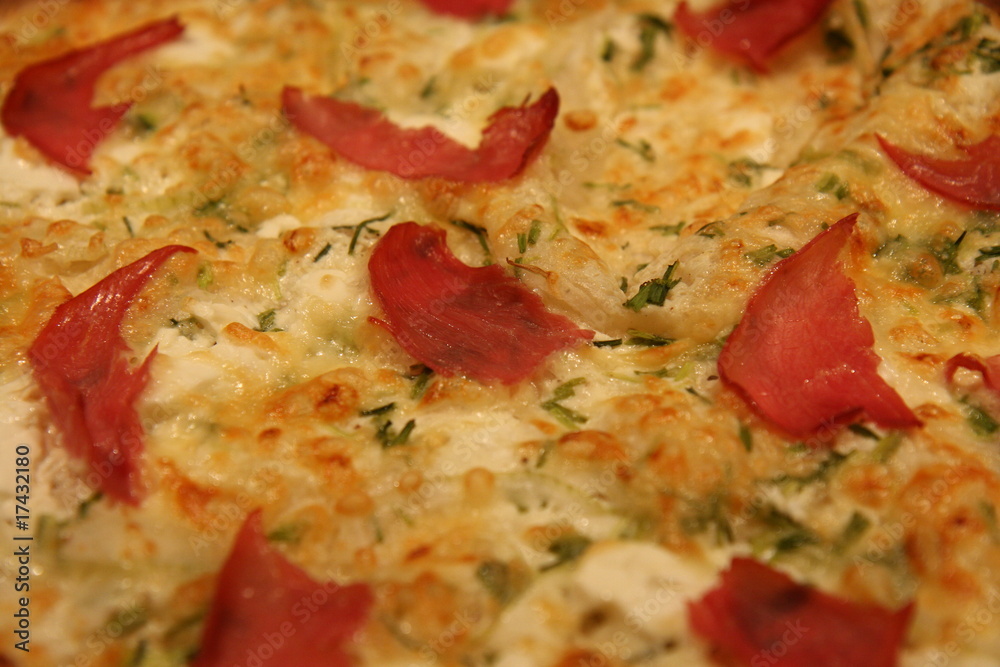 Elsässer Flammkuchen Elsässer Flammkuchen