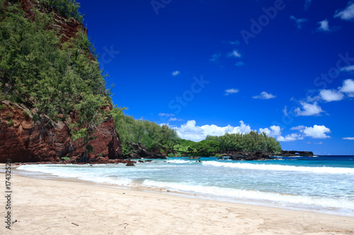 Fototapeta Naklejka Na Ścianę i Meble -  Koki Beach on Maui Hawaii