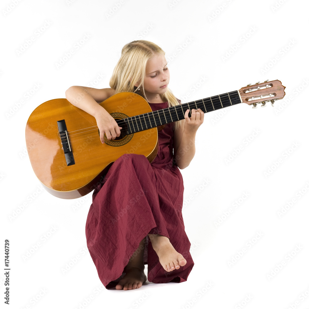 Mädchen spielt Gitarre Mädchen spielt Gitarre