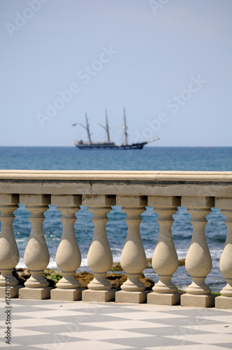 Bild auf Leinwand Ship