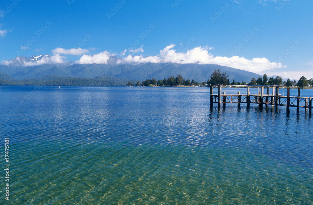lac taupo en nouvelle zélande