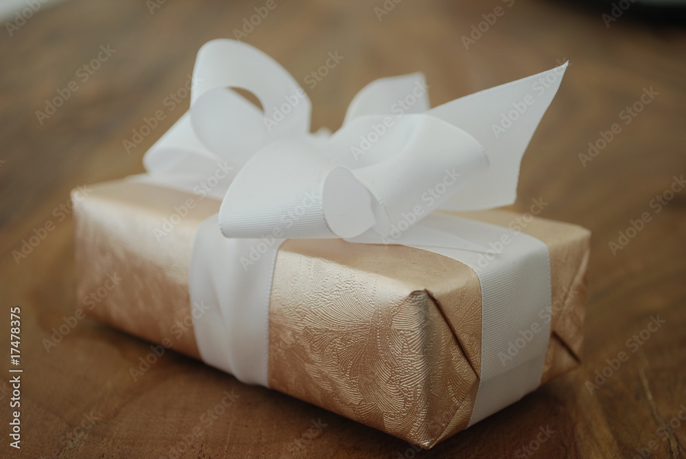Geschenk Geschenk