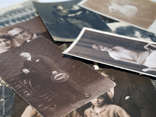 Stapel alter Fotos