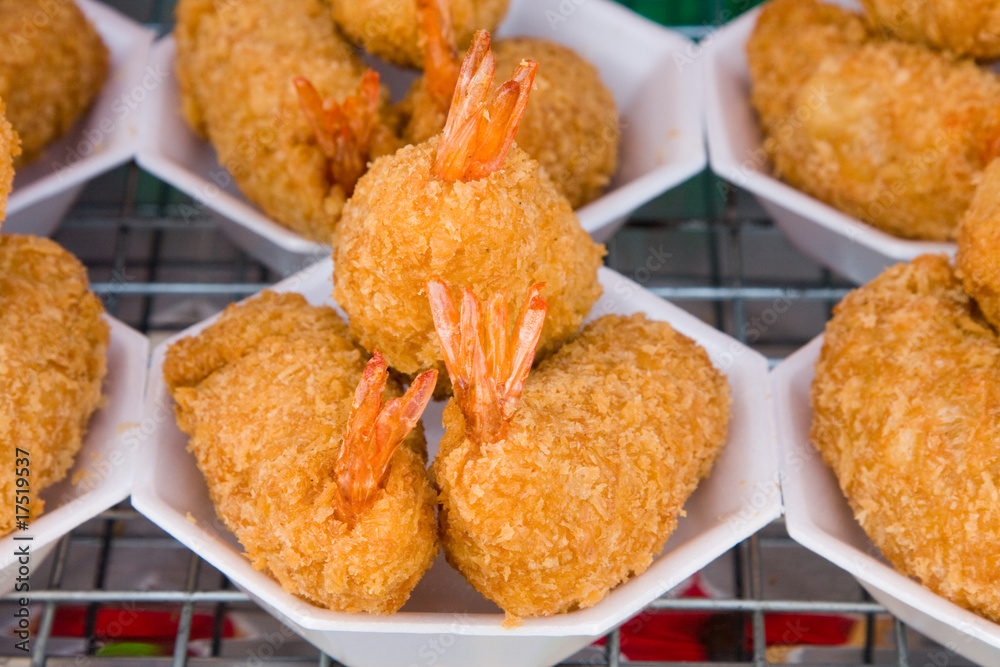 Baked shrimp in pastry Baked shrimp in pastry
