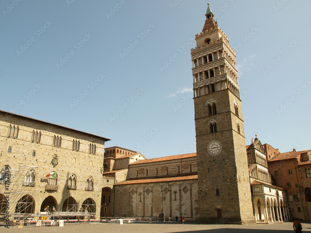 Fototapeta premium Cathedral St Zeno's - Pistoia Italy