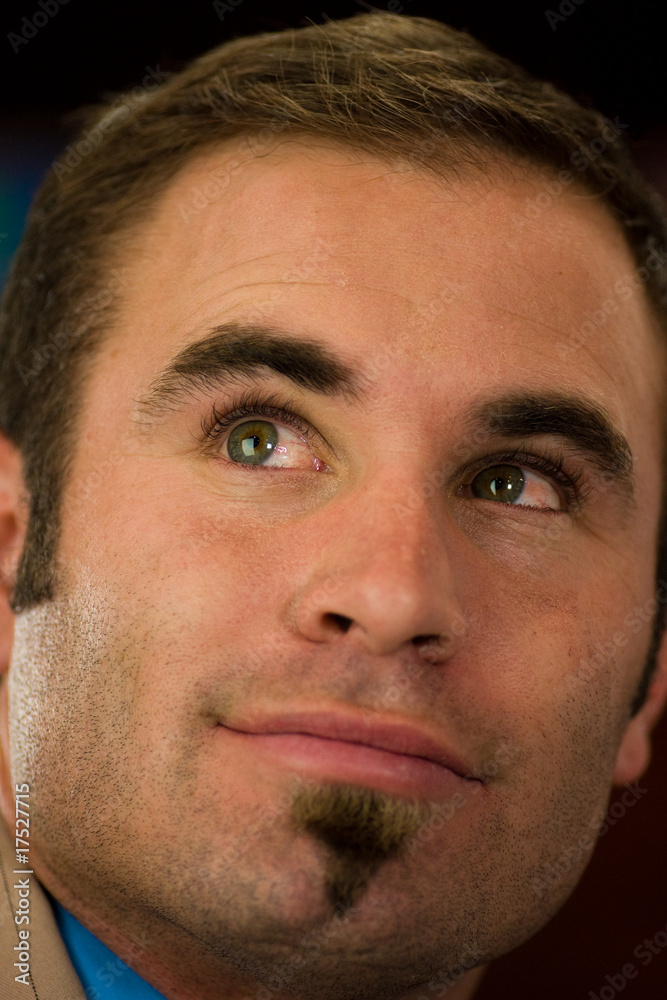 Obraz premium looking up in the world