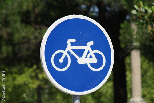 Señal de carril reservado a bicicletas.