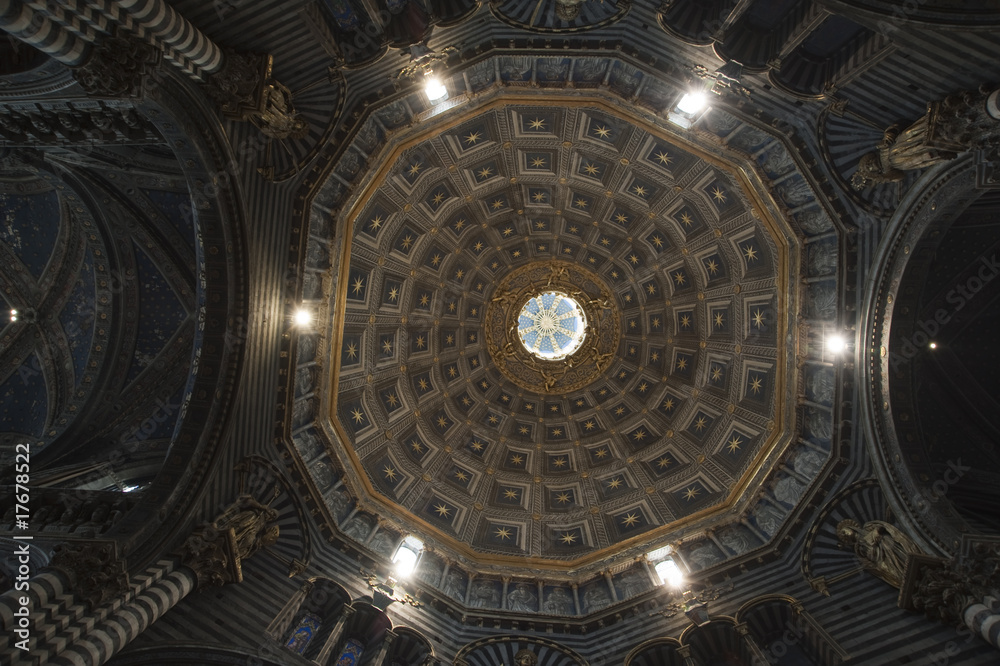 Obraz premium Dom Siena Innenansicht