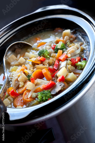 Slow-Cooked Vegetable Soup