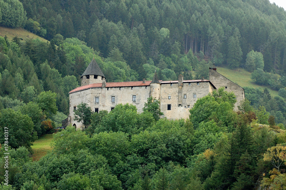 Castel Pietra, Sudtirolo