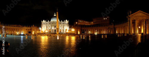 Petersplatz bei Nacht