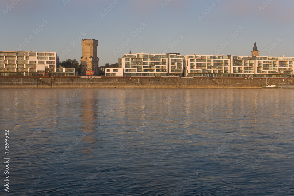 Obraz premium Bayenturm, Wohnwerft, Home4, Rheinauhafen, Köln