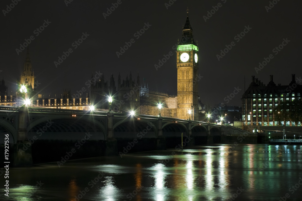 Naklejka premium The Big Ben and Westminster Bridge at night