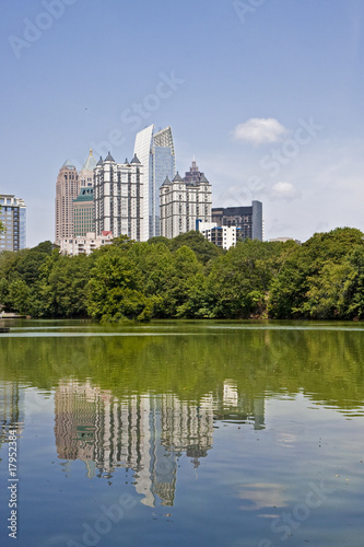 Fototapeta Naklejka Na Ścianę i Meble -  Atlanta Towers Reflected in Blue Lake