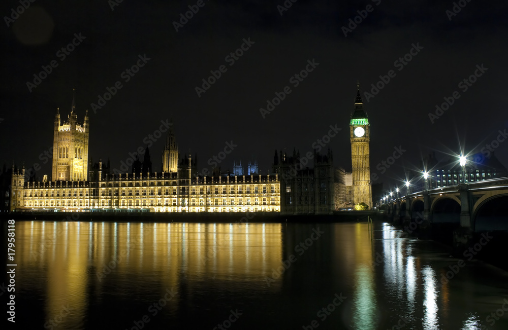 Fototapeta premium The Houses of Parliament and Westminster Bridge