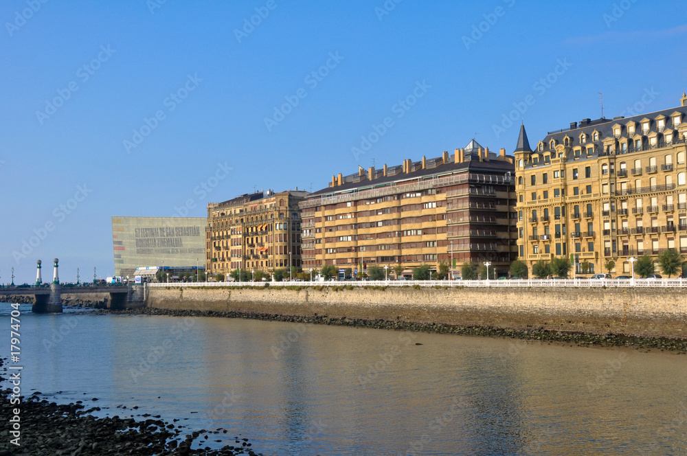 Naklejka premium Donostia