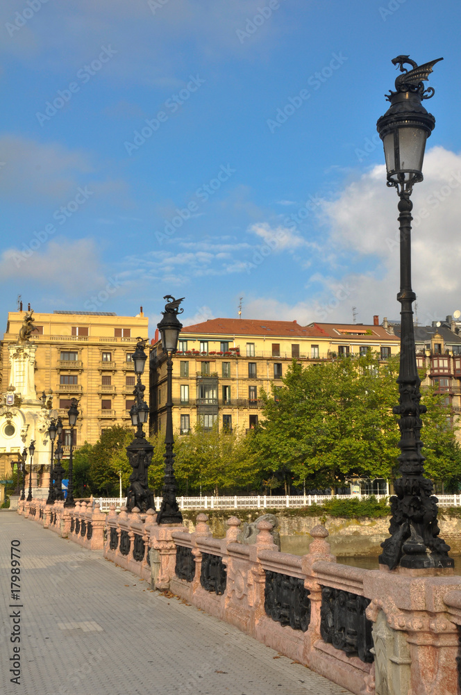 Fototapeta premium Puente de Maria Cristina