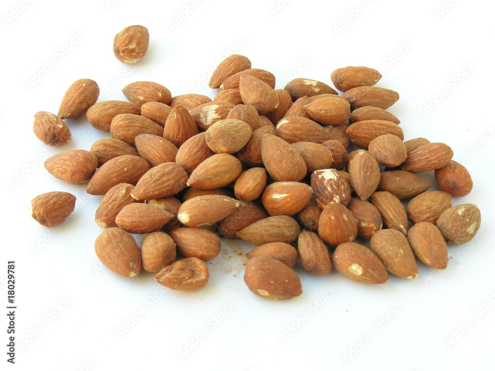 almonds almonds