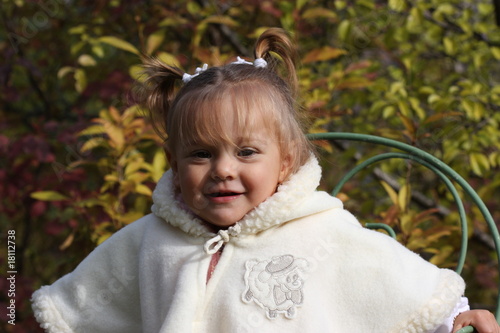Portrait De Bebe Fille Agee De 15 Mois Stock Photo Adobe Stock