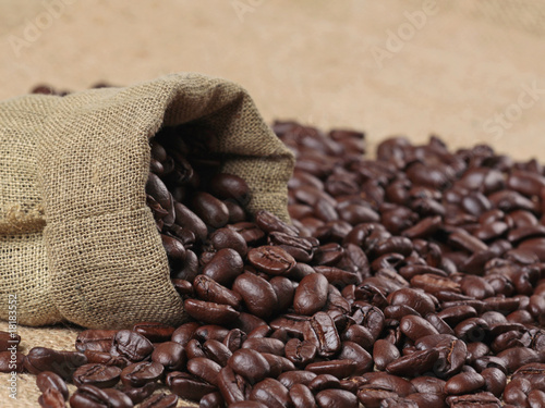 coffee beans © Mara Zemgaliete