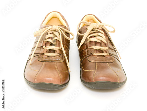 Pair a shoe a brown leather