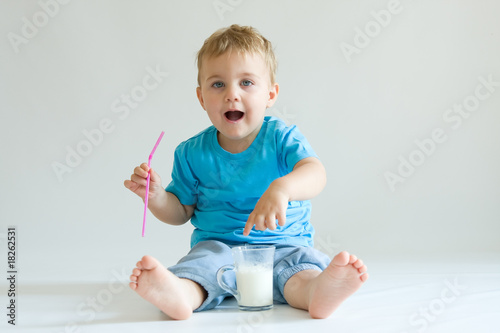 kid and milk
