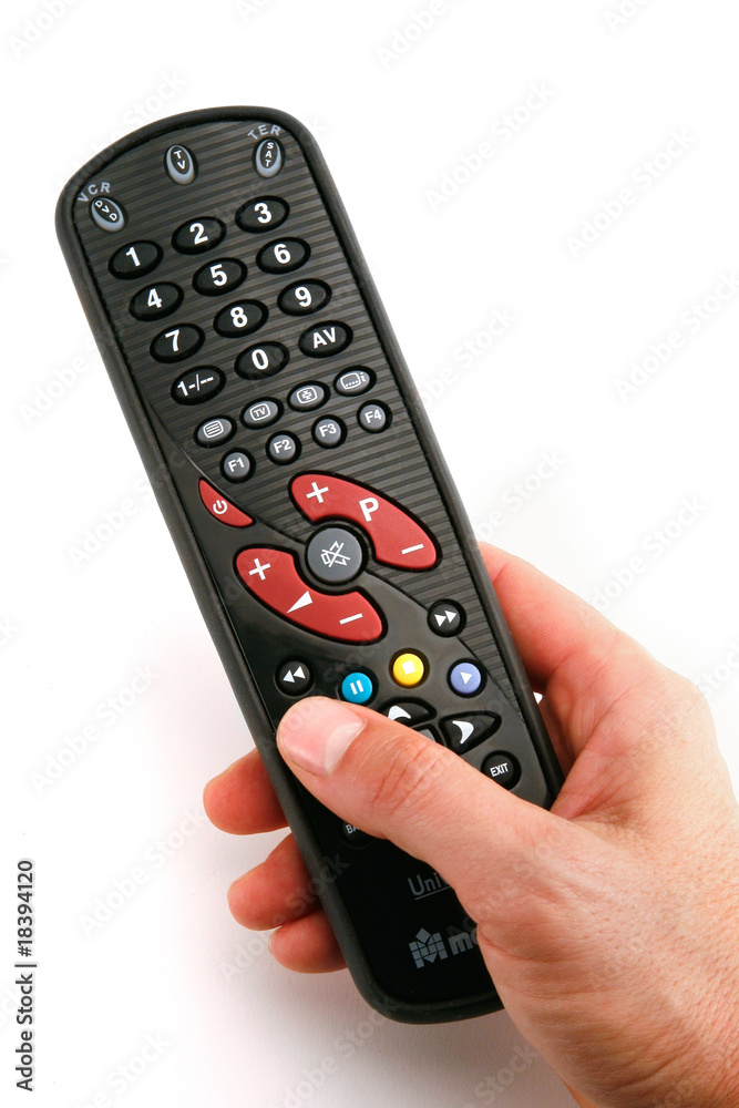 mano con telecomando mano con telecomando