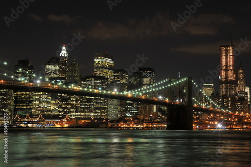 Brooklyn bridge & Lower Manhattan. © Touch