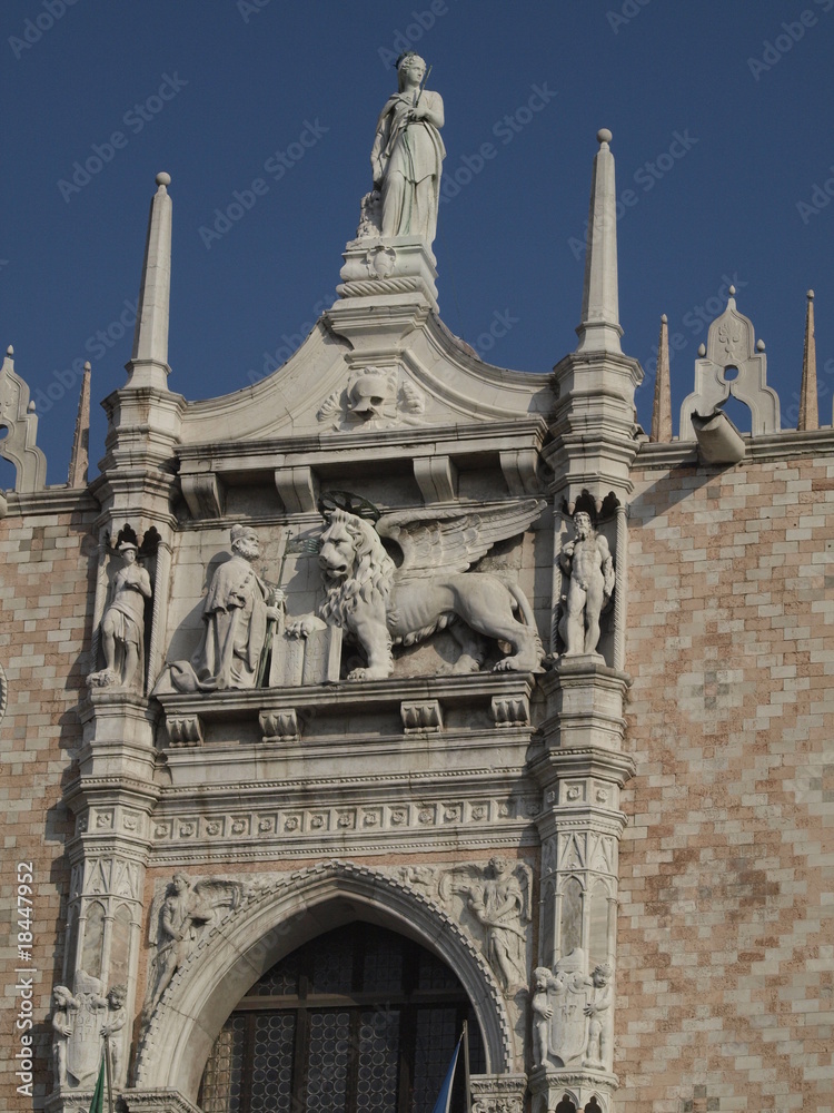 León de San Marcos en el Palacio Ducal de Venecia