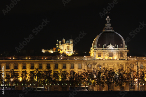 lyon by night