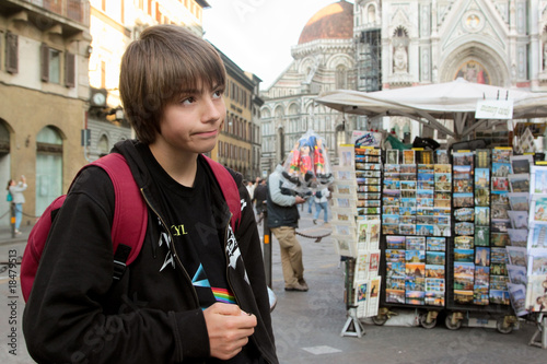 adolescent dans Florence