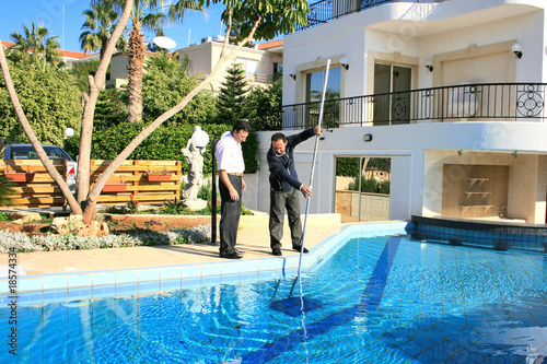 Swimming pool cleaner and owner