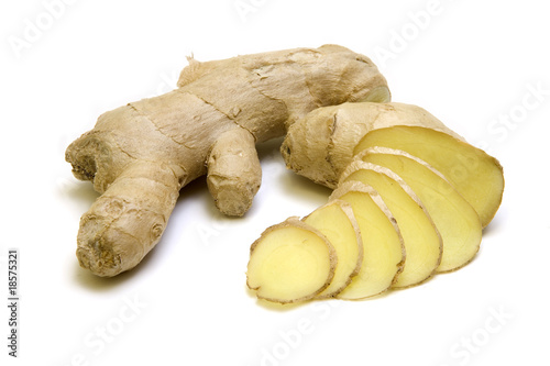 Whole and sliced ginger