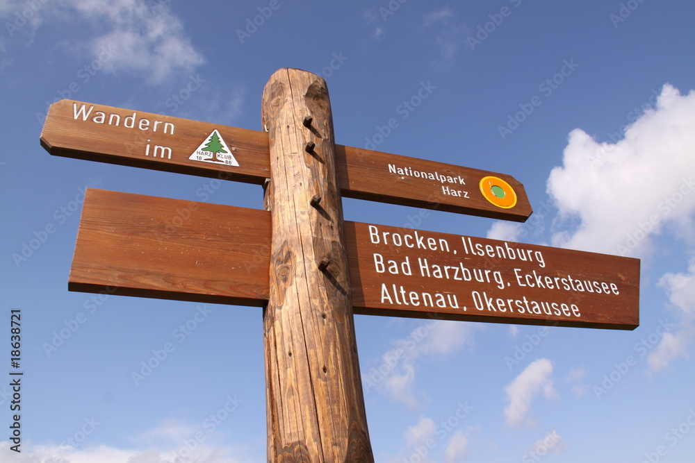 Wegweiser für Wanderer im Harz