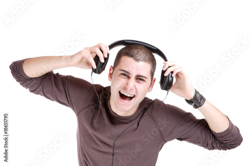 Man is listening to the music © Netfalls