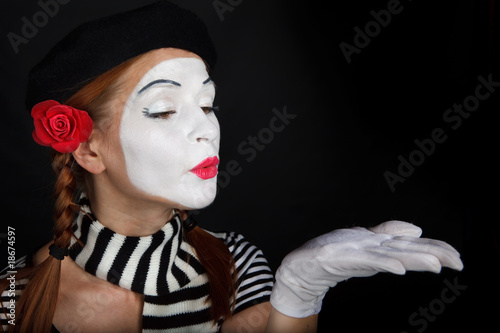 Portrait of a mime girl
