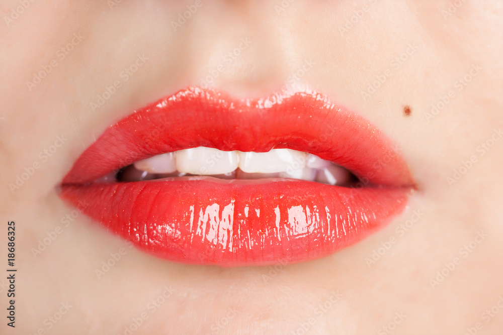 Red gloss lips Red gloss lips