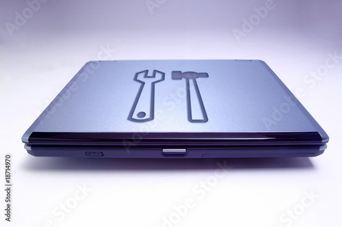 ordinateur portable ouvert entretien