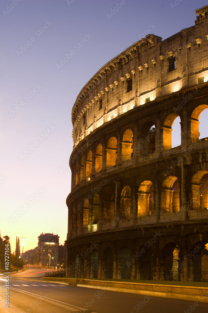 Rome - colosseum in night