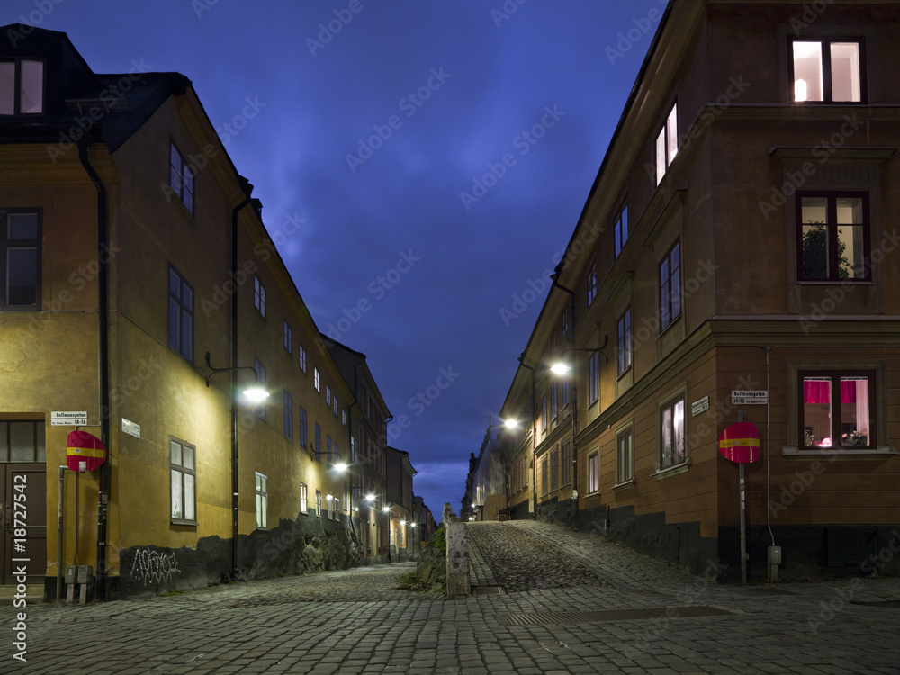 Fototapeta premium Colorful back alley