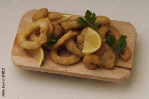 Pesce fritto photo