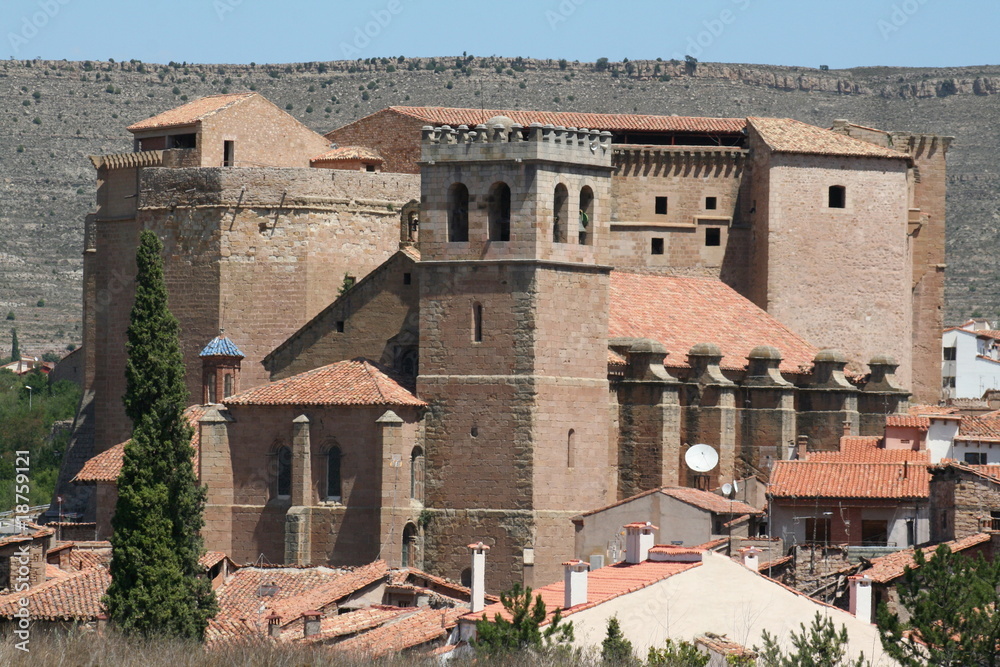 Castillo e Iglesia de Mora de Rubielos
