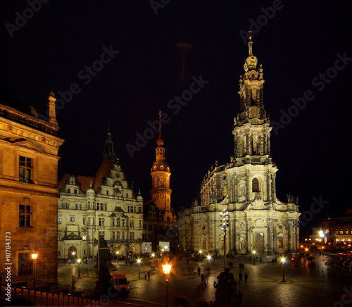 Dresden Hofkirche Nacht - Dresden Catholic Court Church night 05 © LianeM