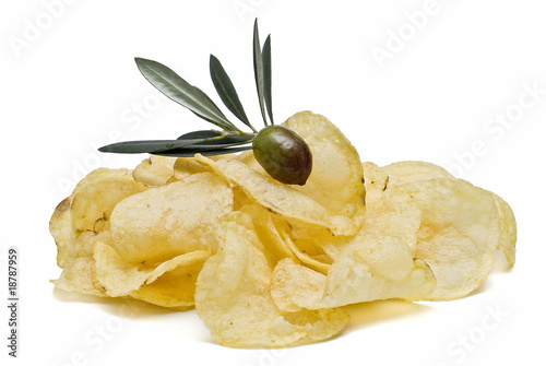 Patatas fritas y oliva. photo